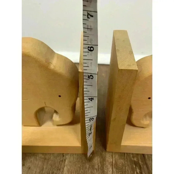 Montet Bois Switzerland Wooden Carved Elephant Bookends Brown Set of 2 - Picture 10 of 10